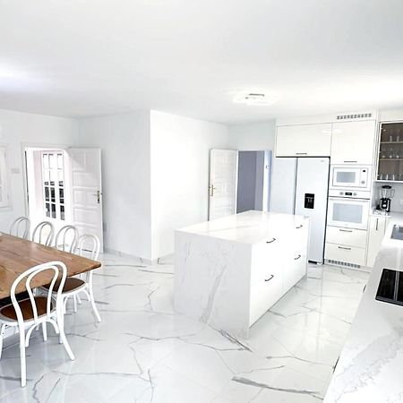 Stunning Sea View Villa With 6 Bedrooms & Heated Pool - Villa Renaissance 普拉亚布兰卡 外观 照片