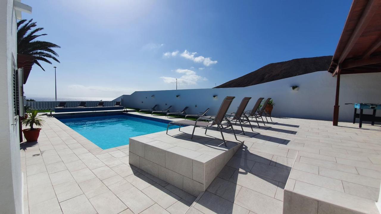 Stunning Sea View Villa With 6 Bedrooms & Heated Pool - Villa Renaissance 普拉亚布兰卡 外观 照片
