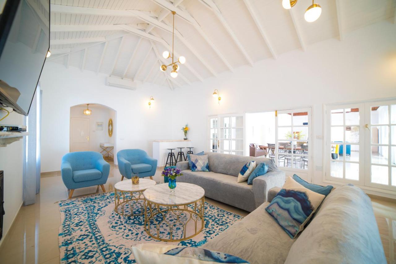 Stunning Sea View Villa With 6 Bedrooms & Heated Pool - Villa Renaissance 普拉亚布兰卡 外观 照片