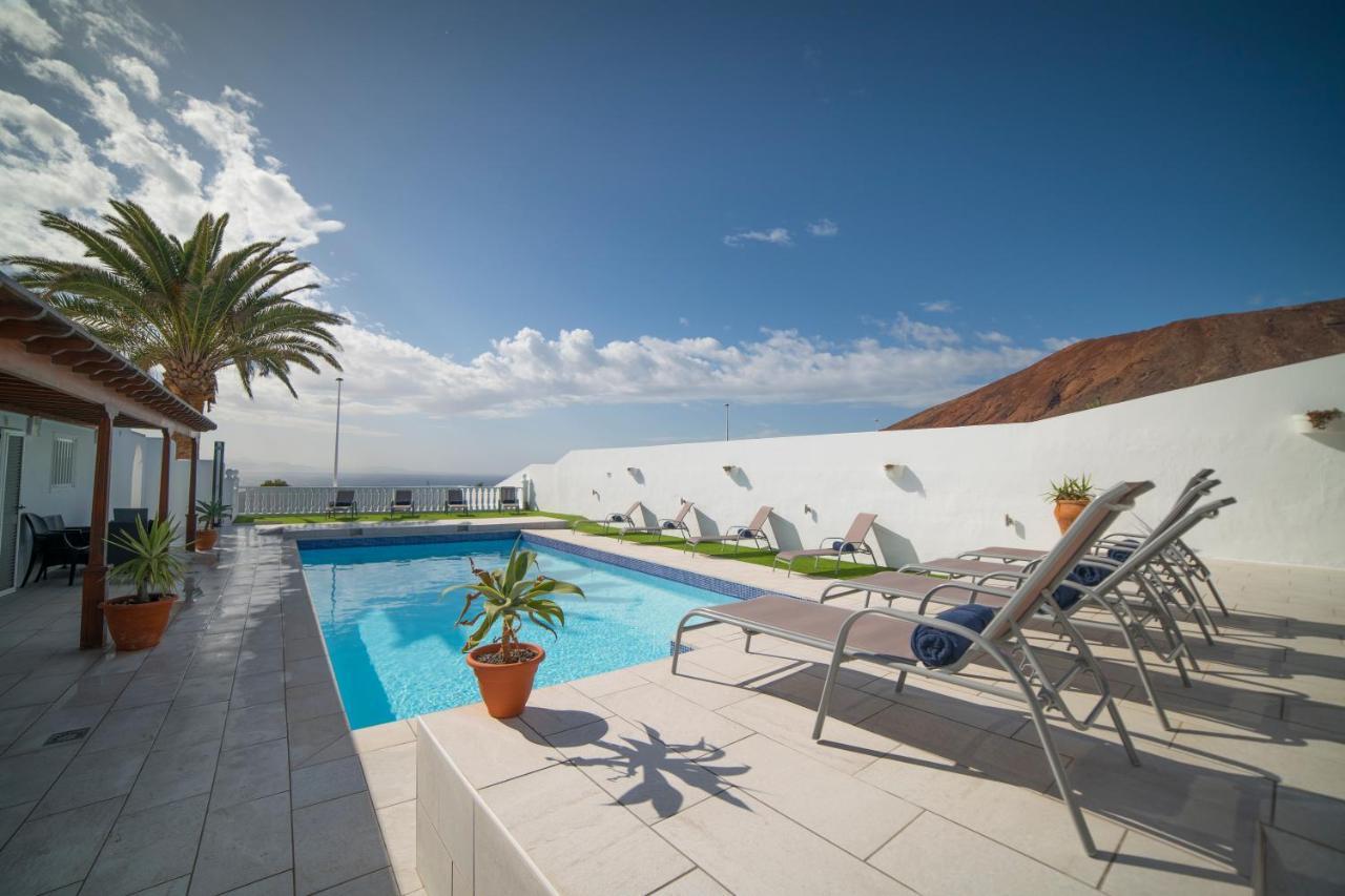 Stunning Sea View Villa With 6 Bedrooms & Heated Pool - Villa Renaissance 普拉亚布兰卡 外观 照片